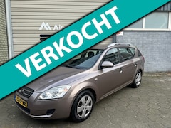 Kia Cee'd Sporty Wagon - 1.6 X-tra Dealer onderhouden / Airco / Trekhaak / NAP / APK 12-2026