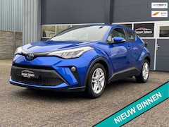 Toyota C-HR - 1.8 Hybrid Business Plus 2022 in stijlvolle blauwe kleur Luxe lederen bekleding, slechts 1
