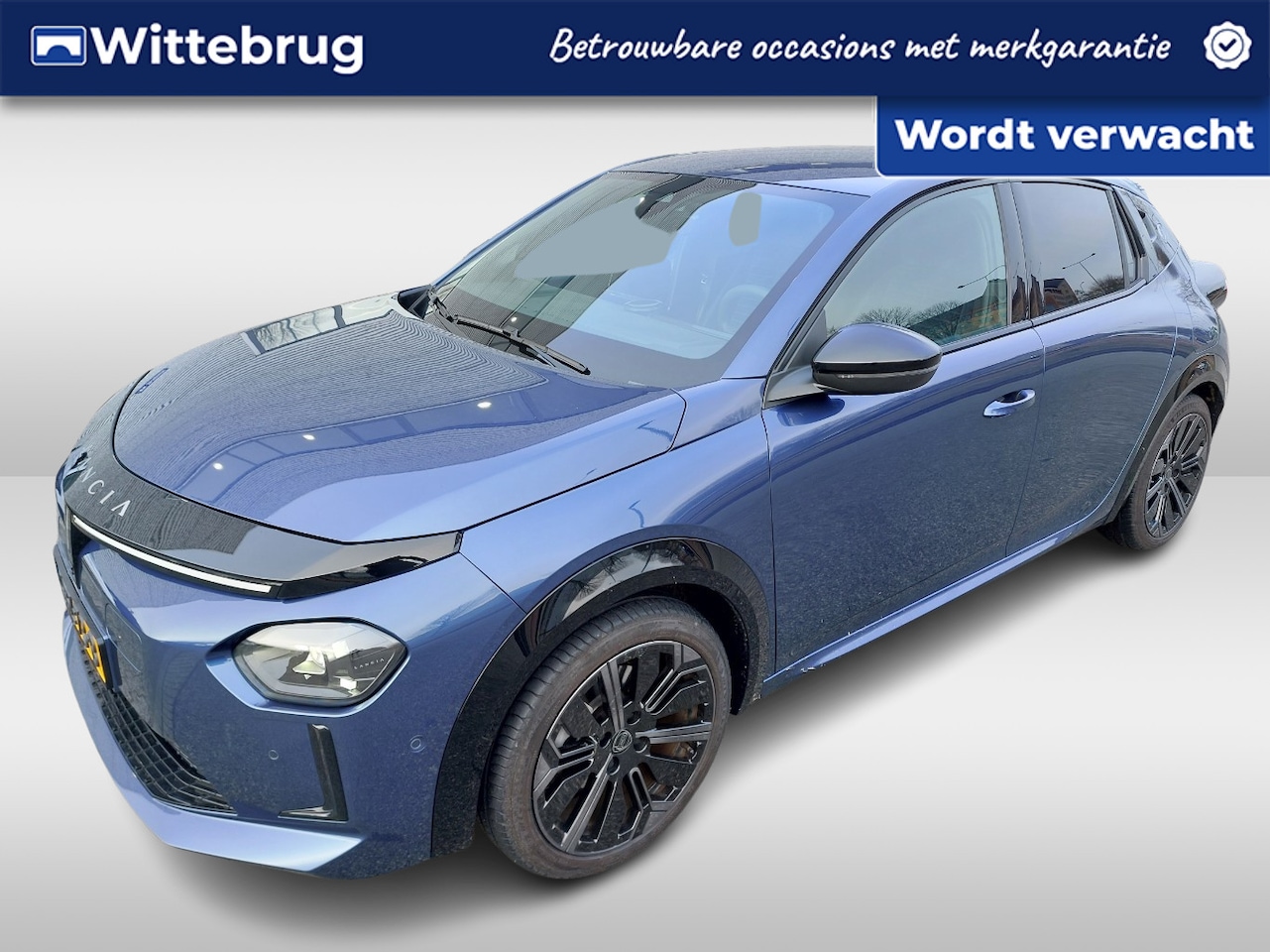 Lancia Y(psilon) - Ypsilon Edizione Cassina Limitata 51 kWh ***WORDT VERWACHT*** | FULL LED | STOELVERWARMING - AutoWereld.nl