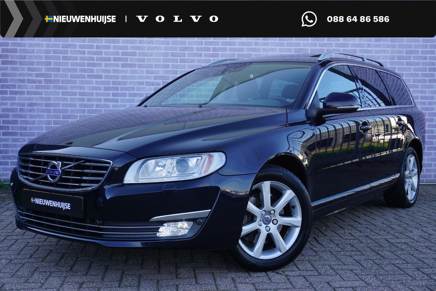 Volvo V70 - 2.0 T5 Inscription Edition | Trekhaak | Open dak| Geventileerd leder | Parkeersensoren | R - AutoWereld.nl