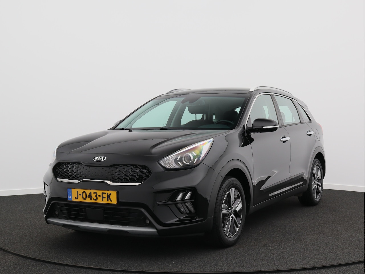 Kia Niro - 1.6 GDi Hybrid DynamicLine/ lage km! - AutoWereld.nl