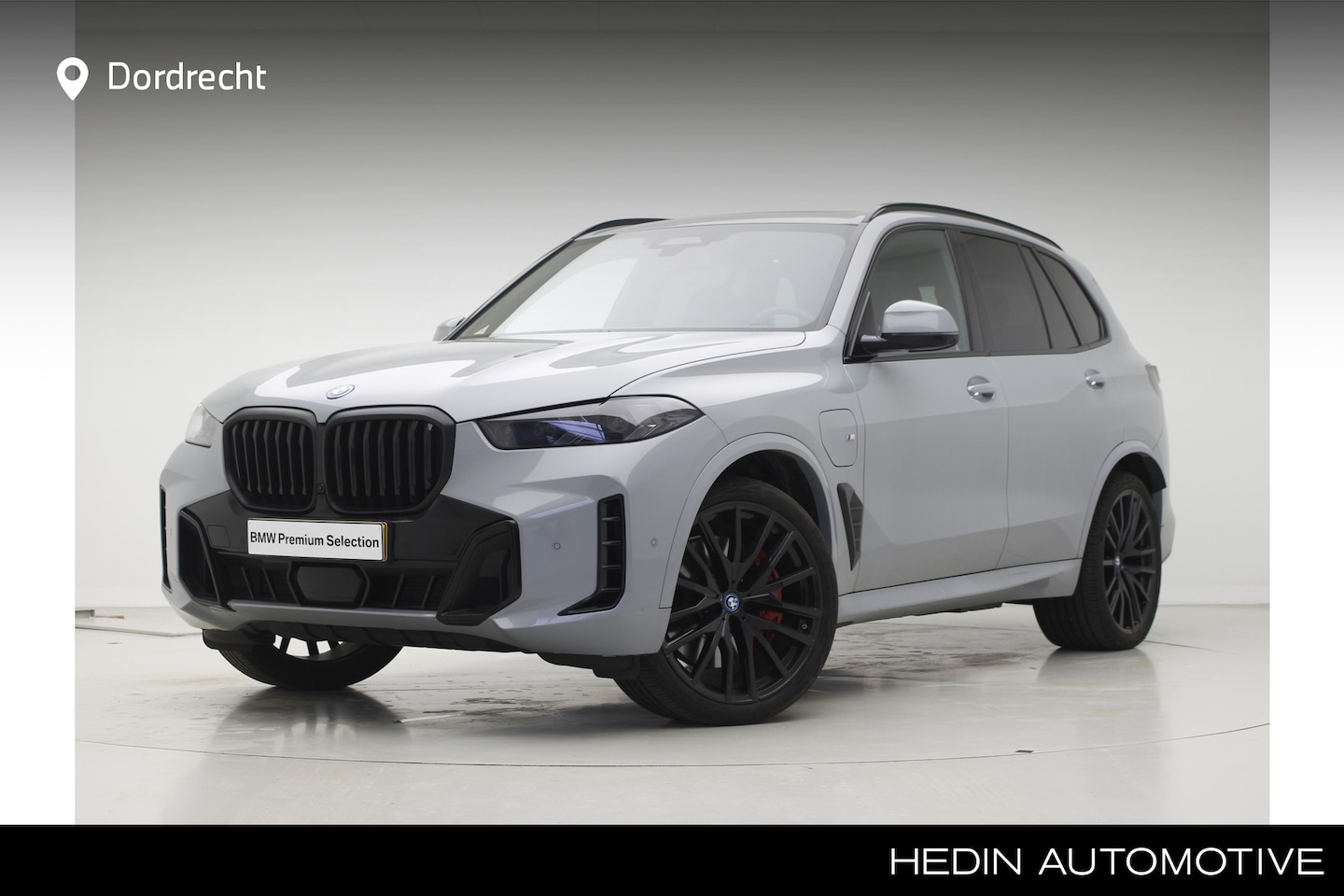 BMW X5 - xDrive50e M-Sport Pro | Trekhaak | Driving Assistant Professional | Comfortzetels | Panora - AutoWereld.nl