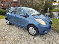Toyota Yaris - 1.3 VVTi Sol 5-deurs AIRCO *apk:02-2027