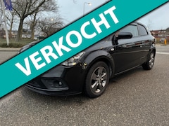 Kia Pro cee'd - 1.4 CVVT Brooklyn / airco / cruise.control / navigatie / bluetooth / elek.pakket / lmv / n