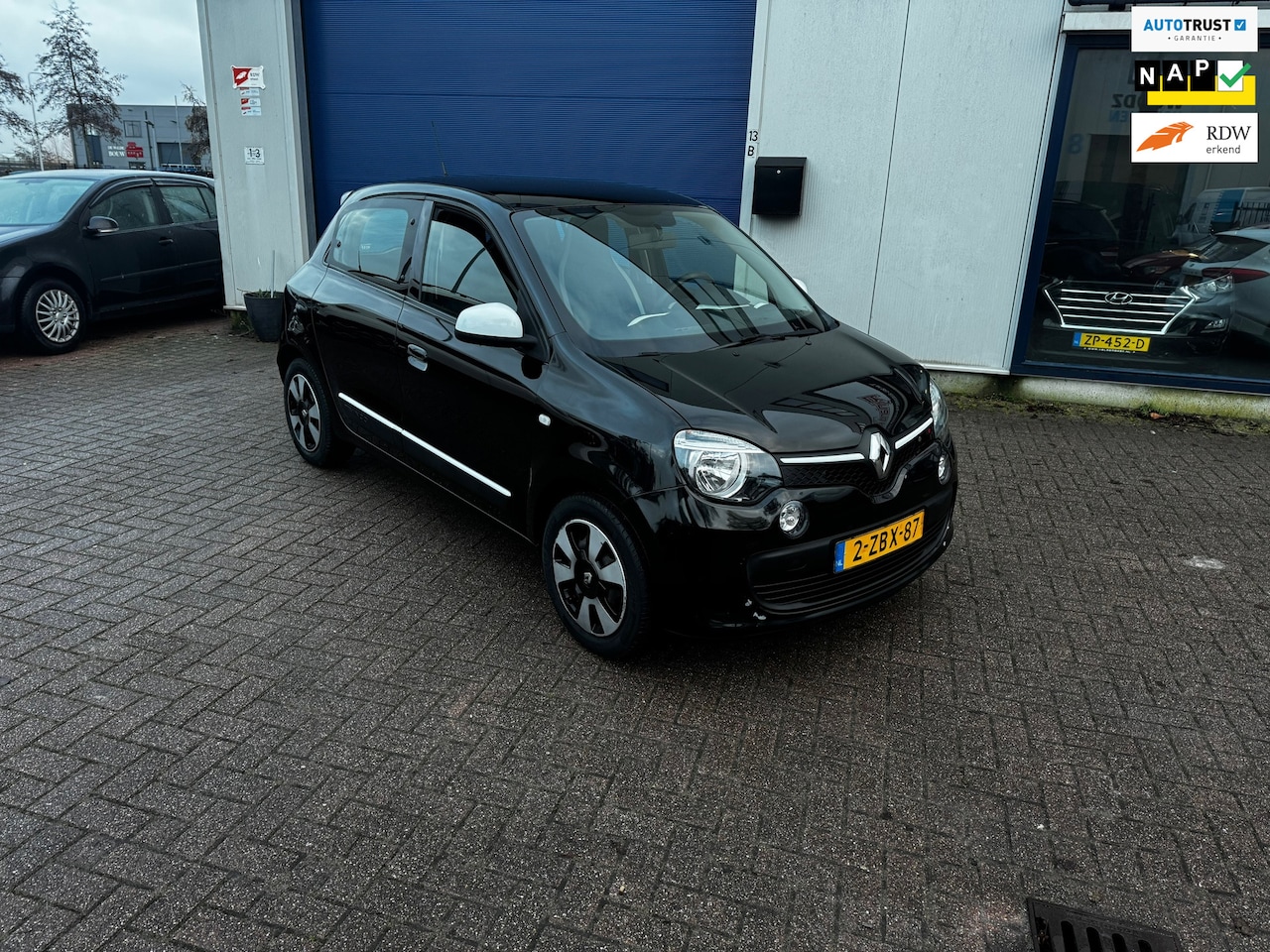 Renault Twingo - 1.0 SCe Expression 1.0 SCe Expression - AutoWereld.nl