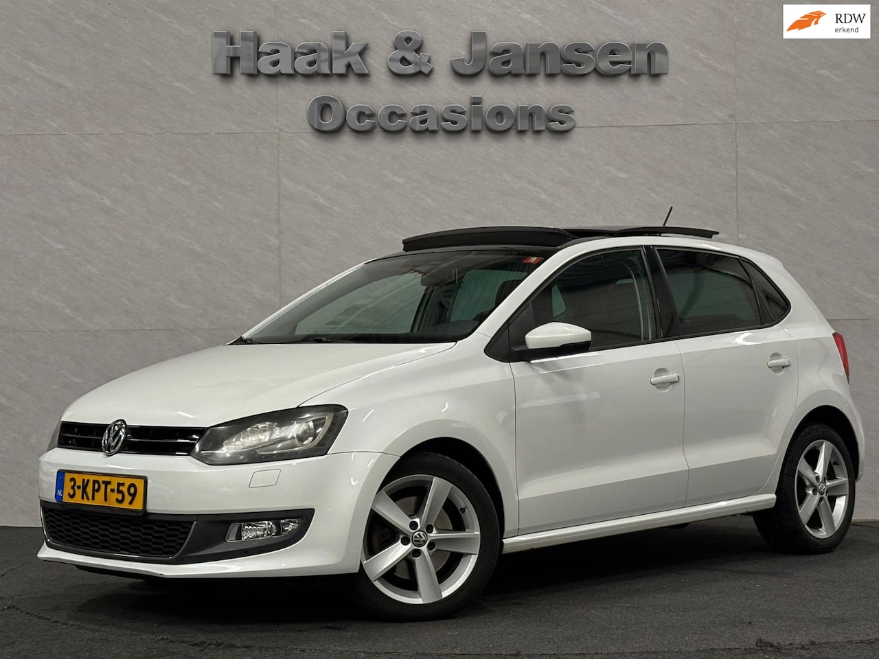 Volkswagen Polo - 1.2 TSI Highline - Panoramadak - Stoelverwarming - Automaat - AutoWereld.nl
