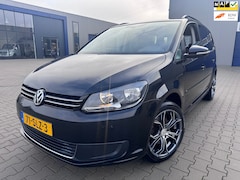Volkswagen Touran - 1.2 TSI Comfortline BlueMotion Carplay Nap Navi