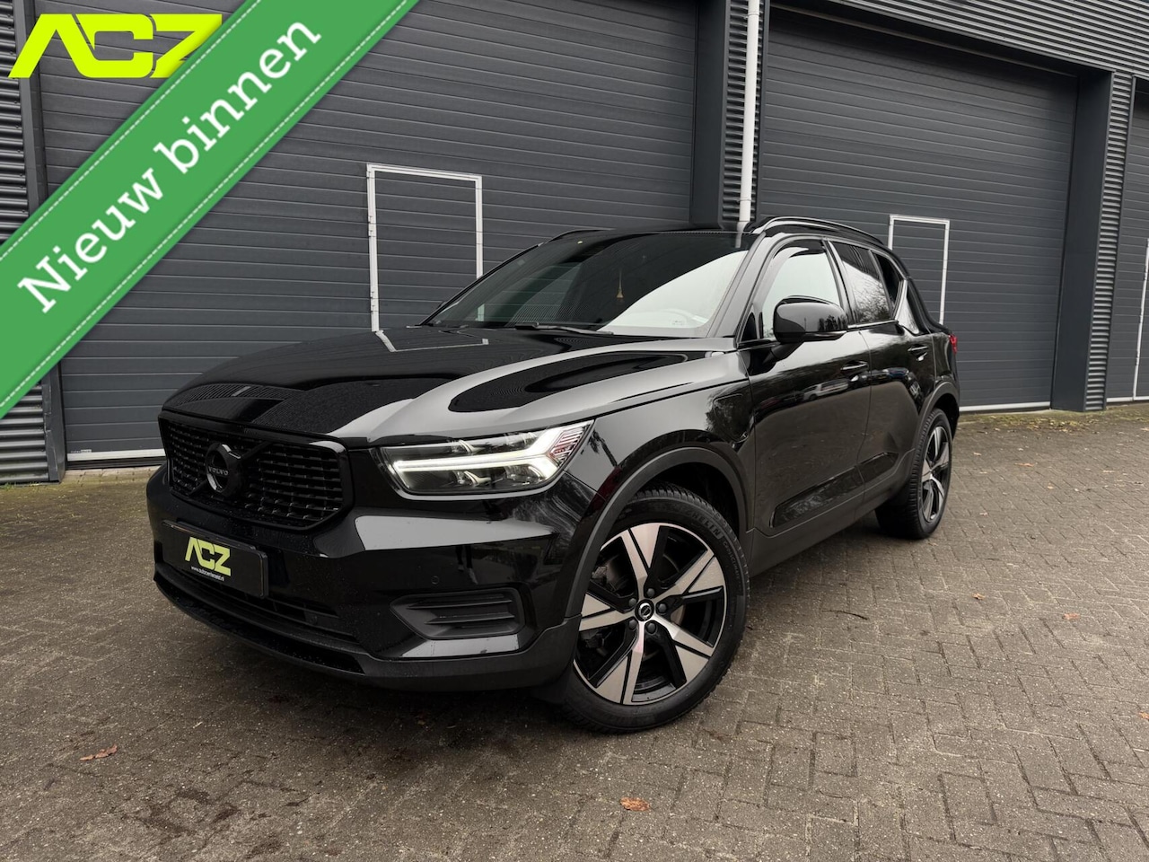 Volvo XC40 - 1.5 T4 Recharge R-Design|Keyless|CarPlay|Cruise - AutoWereld.nl