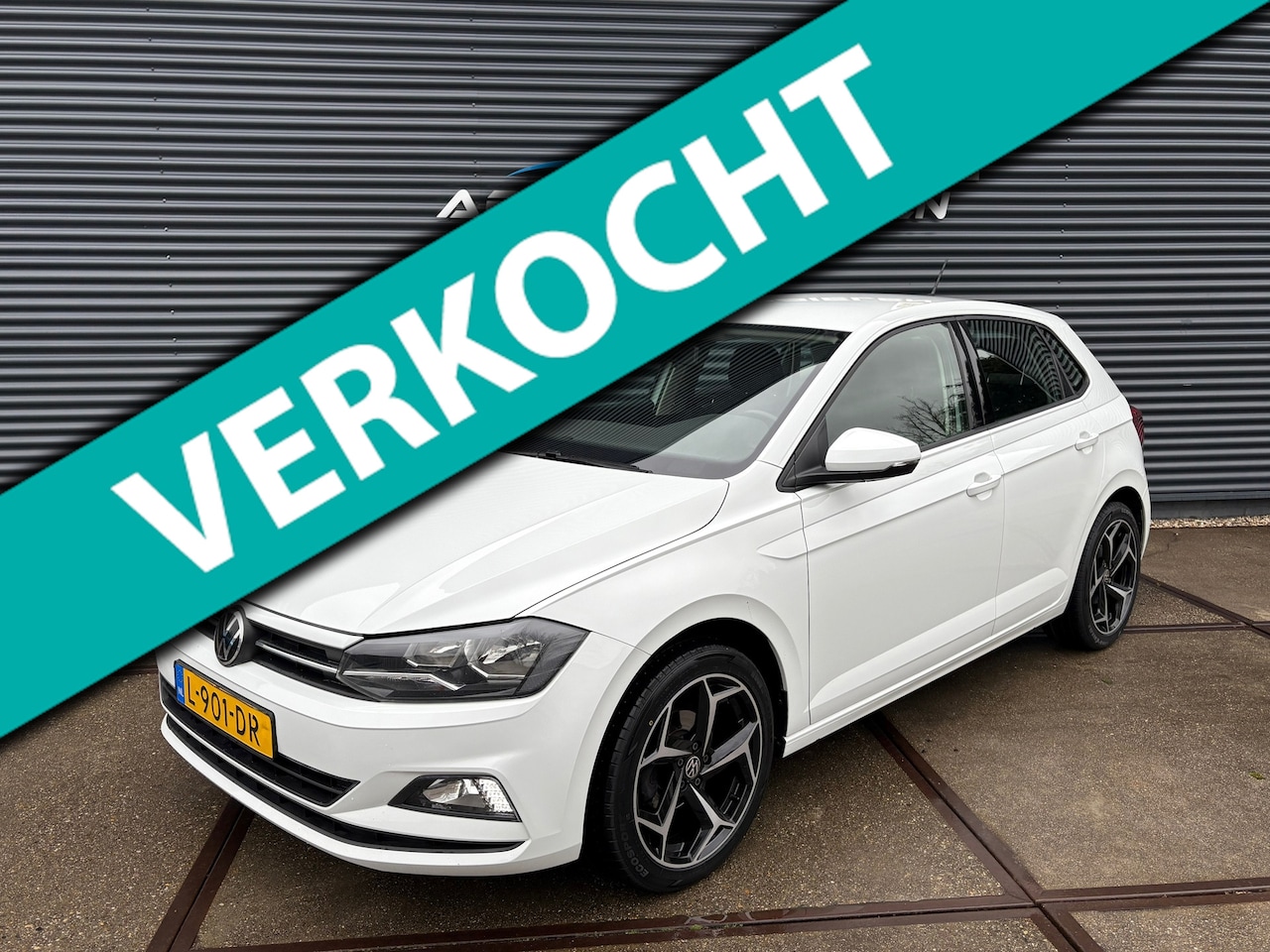 Volkswagen Polo - 1.0 TSI Comfortline CARPLAY/ NAVI - AutoWereld.nl