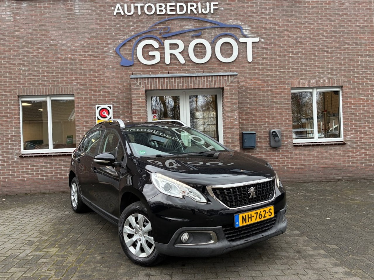 Peugeot 2008 - 1.2 PURET. BLUE LION - AutoWereld.nl