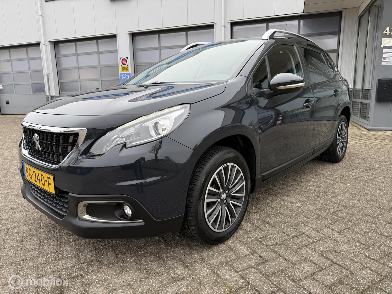 Peugeot 2008 - 110 PK AUTOMAAT 12 MND BOVAG RIJKLAAR PRIJS - AutoWereld.nl