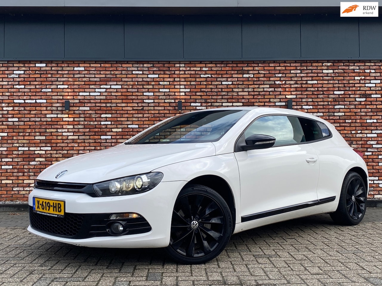 Volkswagen Scirocco - 1.4 TSI Cruise 18inch 145000km Stoelverw - AutoWereld.nl