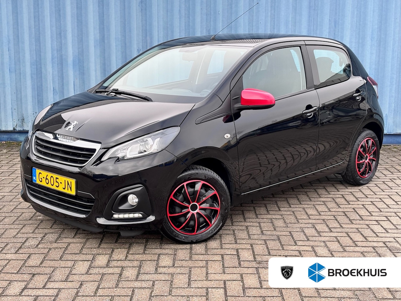 Peugeot 108 - 1.0 e-VTi Active | Achterbank in delen neerklapbaar | Airco | Audio installatie - AutoWereld.nl