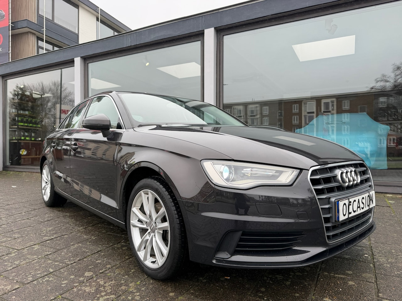 Audi A3 Limousine - 1.4 TFSI CoD Attraction Pro Line Plus 1.4 TFSI CoD Attraction Pro Line Plus - AutoWereld.nl