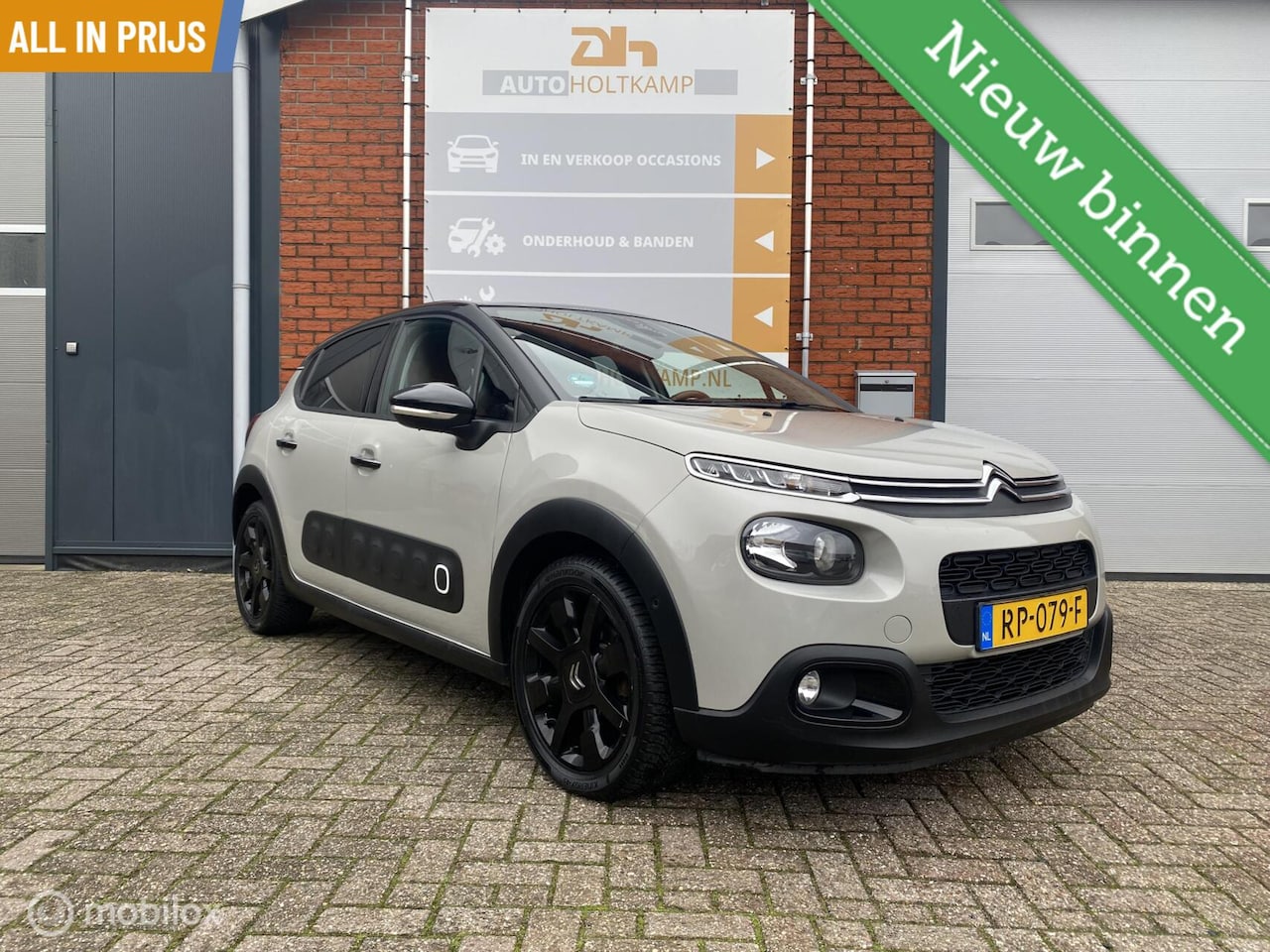 Citroën C3 - 1.2 PureTech S&S Shine PANO CAMERA LM - AutoWereld.nl