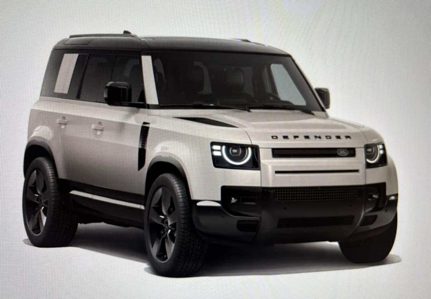 Land Rover Defender 110 - Landrover X-Dynamic HSE Black Urban Head-up 22'' Trekhaak BTW - AutoWereld.nl