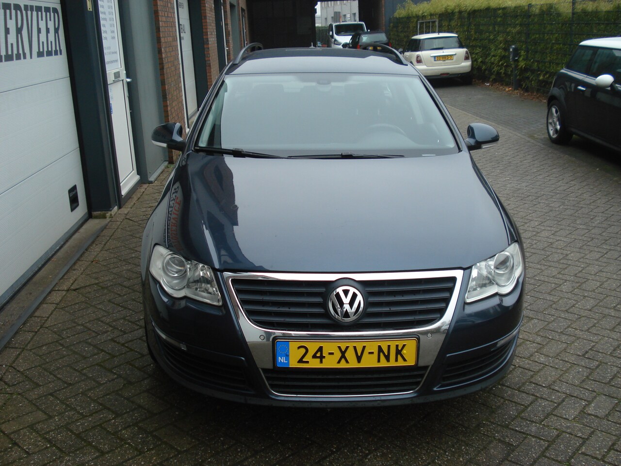 Volkswagen Passat Variant - 2.0 FSI Comfortline Business