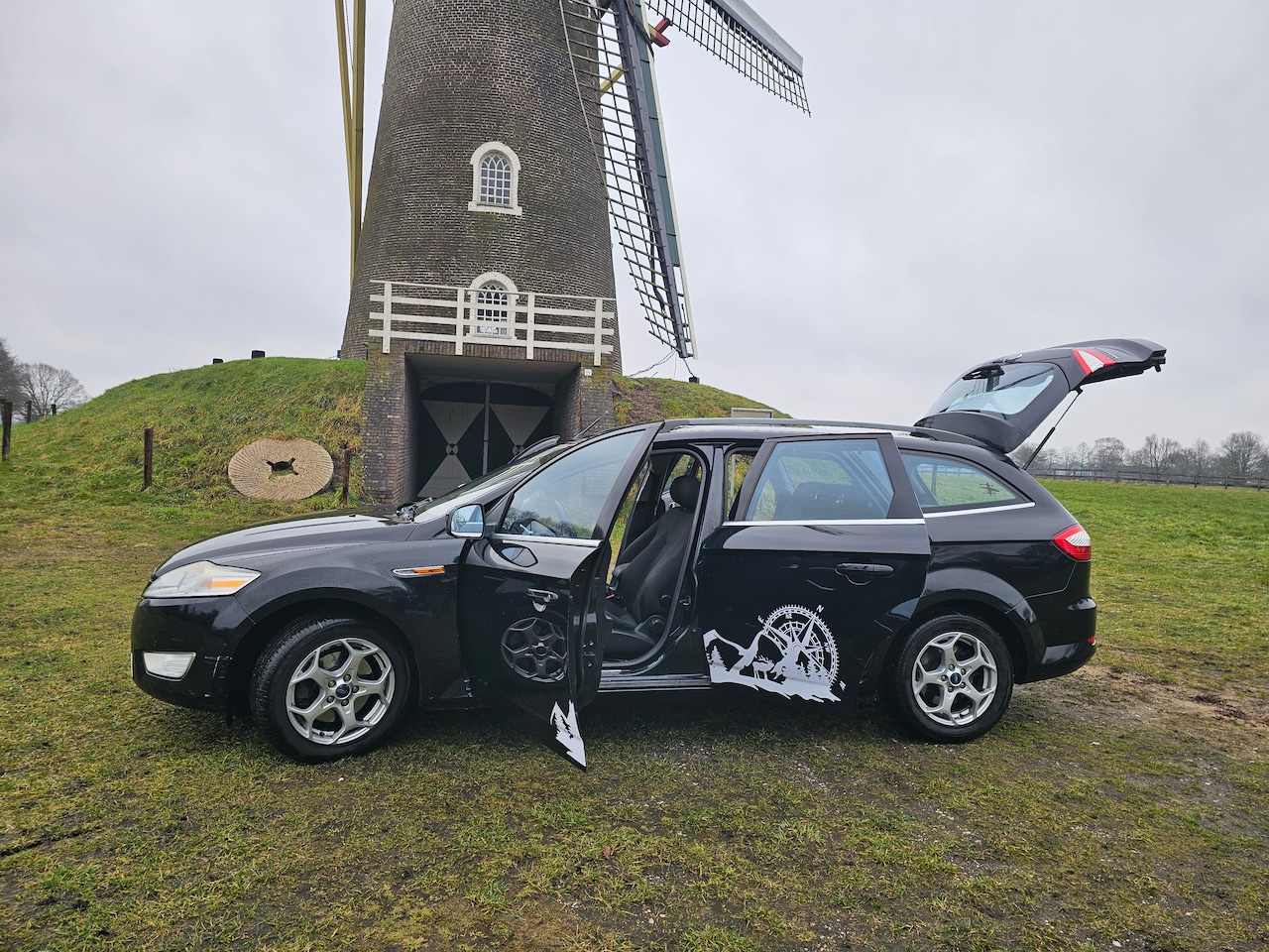 Ford Mondeo Wagon - 2.3-16V Titanium - AutoWereld.nl