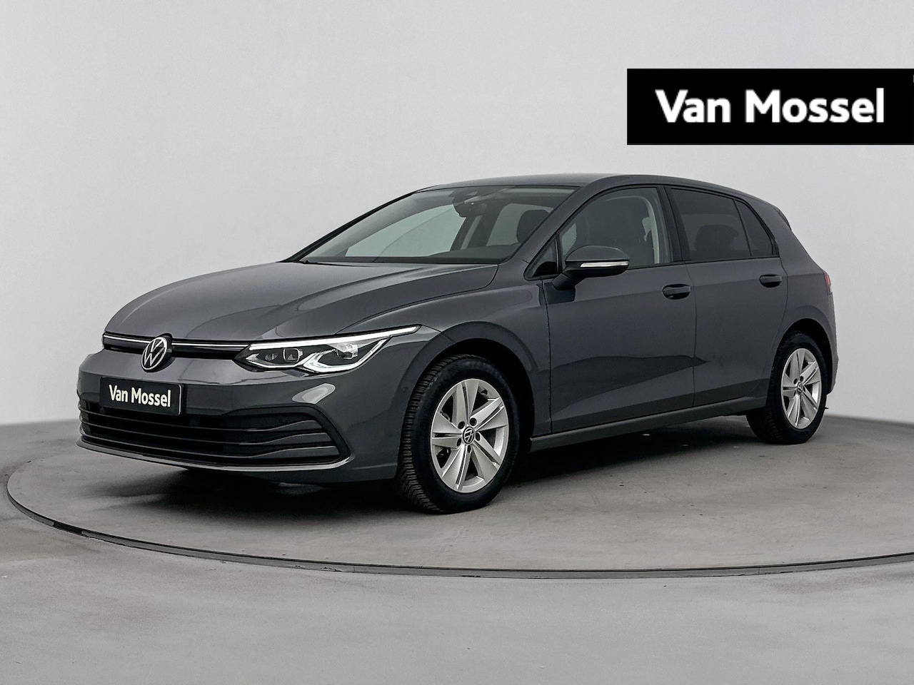 Volkswagen Golf - 1.5 eTSI Life Business | navigatie | Cruise control | Airco | Parkeersensoren | Stoelverwa - AutoWereld.nl