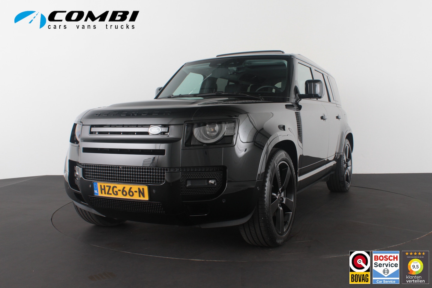 Land Rover Defender 110 - 2.0 P300e X-Dynamic HSE > 300pk/Black pakket/Head-up/22inch/Trekhaak/Smart View... - AutoWereld.nl