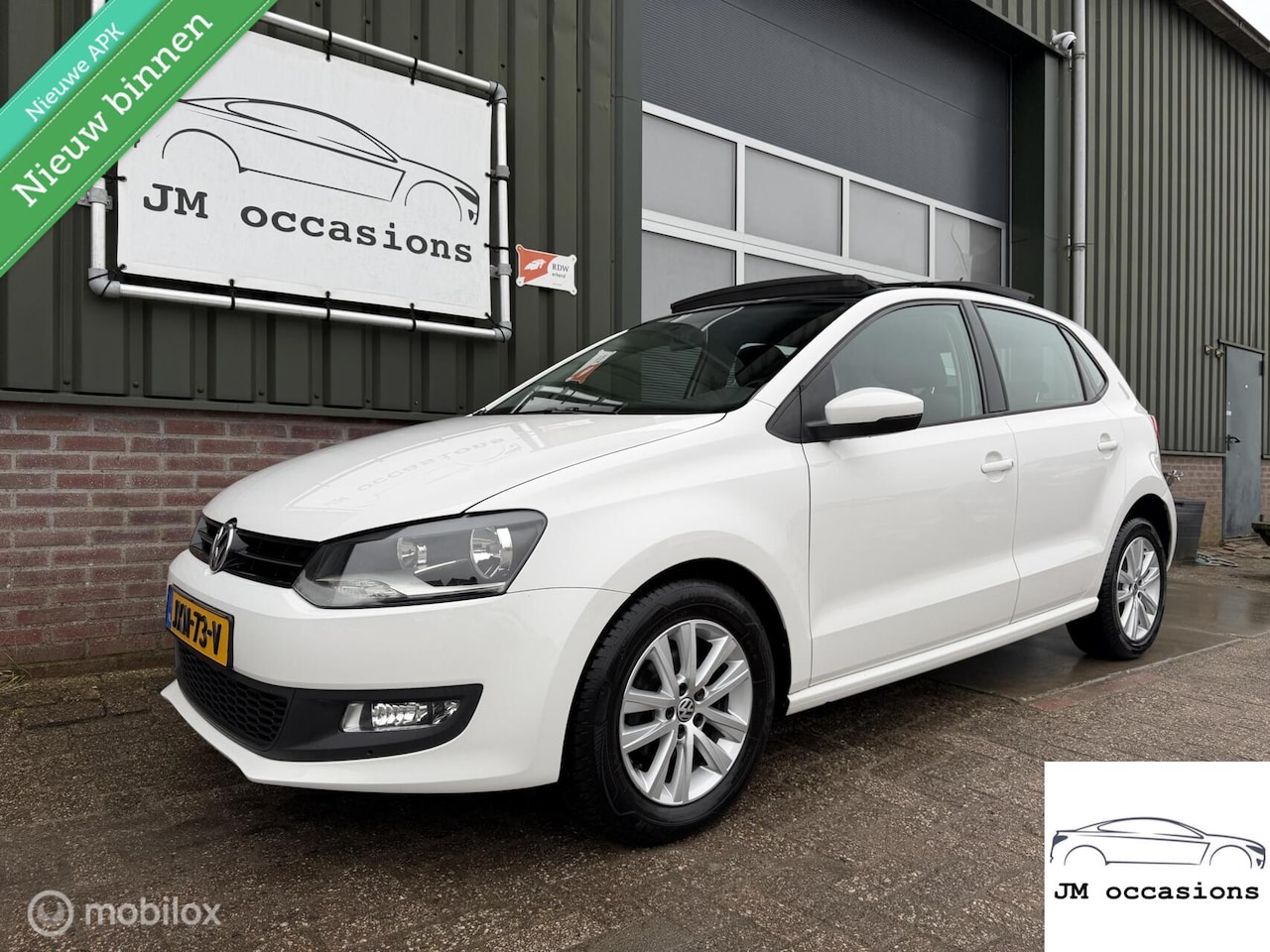 Volkswagen Polo - 1.2 Highline|Pano|Airco|Navi|Parkeer sensors| - AutoWereld.nl