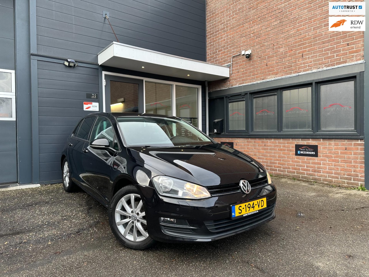 Volkswagen Golf - 1.4 TSI Highline|Pdc|Bleutooth|Trekhaak|Clima - AutoWereld.nl