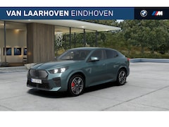 BMW iX2 - eDrive20 M Sport / Sportstoelen / Achteruitrijcamera / M Adaptief onderstel / Comfort Acce