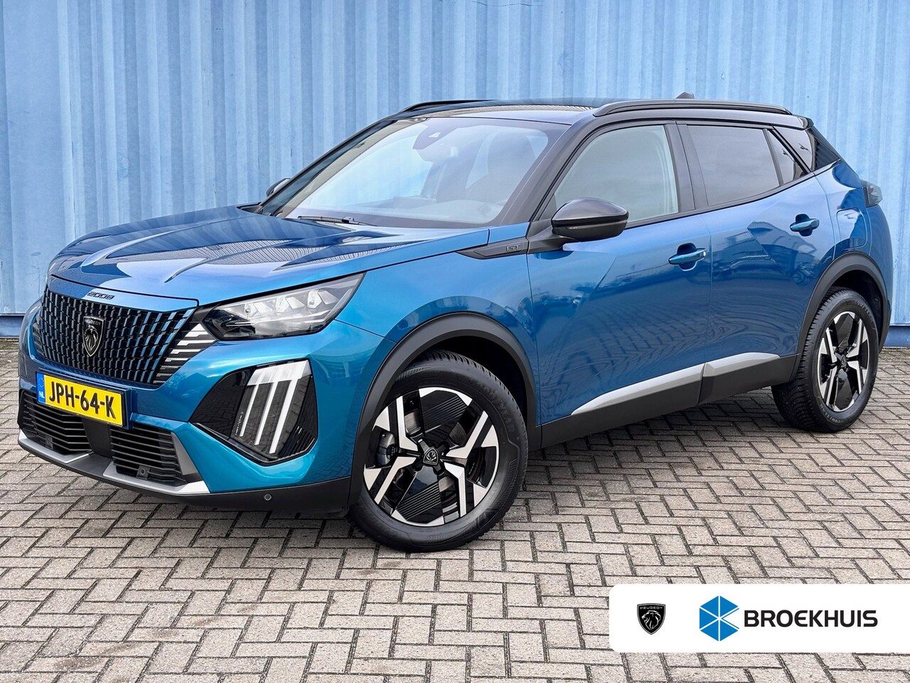 Peugeot 2008 - 1.2 Hybrid 136 GT | Achterbank in delen neerklapbaar | Achteruitrijcamera | Airco (automat - AutoWereld.nl