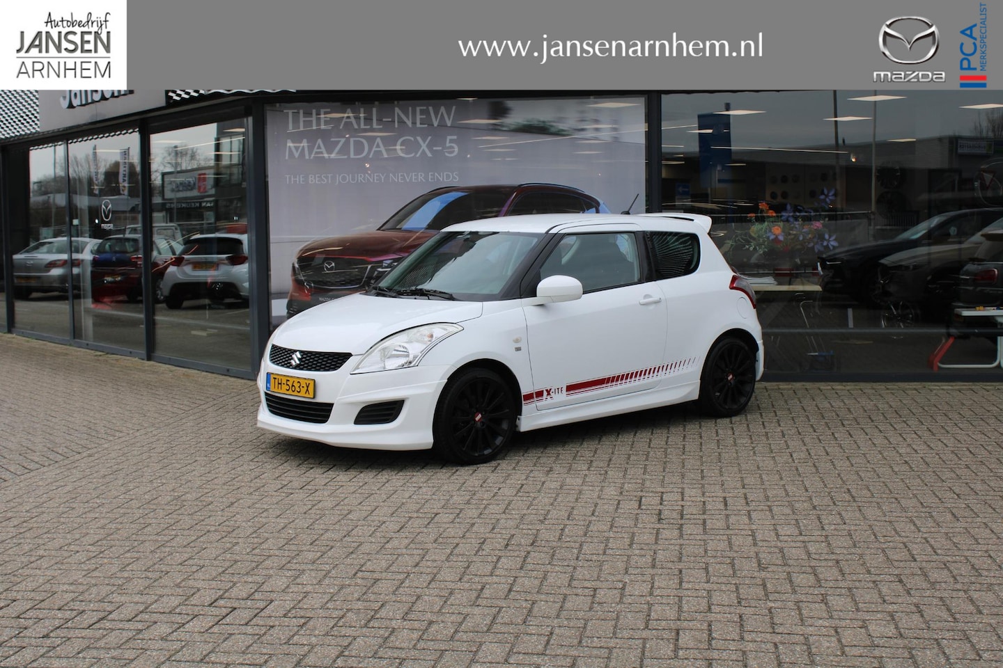 Suzuki Swift - 1.2 Xite Sport , Airco, LMV 17 Inch, Spoiler Pakket - AutoWereld.nl