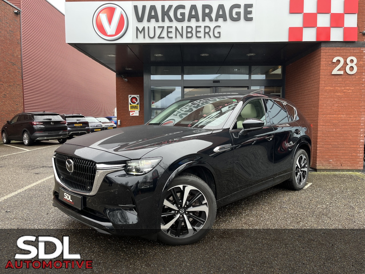 Mazda CX-60 - 2.5 e-SkyActiv PHEV Takumi+ 4 OPTION PACKS // FAB. Garantie tot 13-9-2028 // FULL OPTIONS - AutoWereld.nl