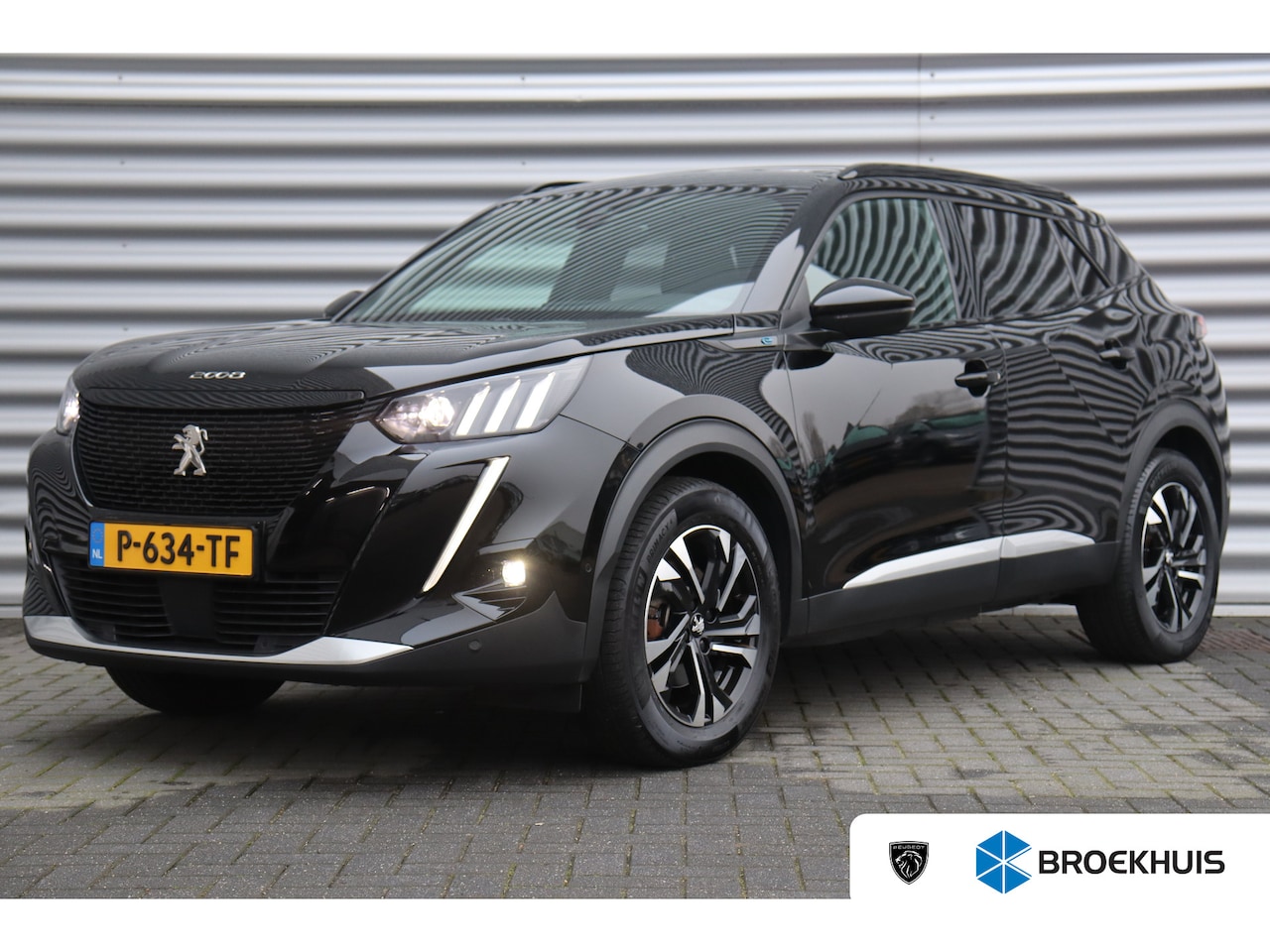 Peugeot e-2008 - 50KWH 136PK GT PACK AUTOMAAT / NAVI / LEDER / CLIMA / PDC / 18" LMV / CAMERA / PANO. DAK / - AutoWereld.nl