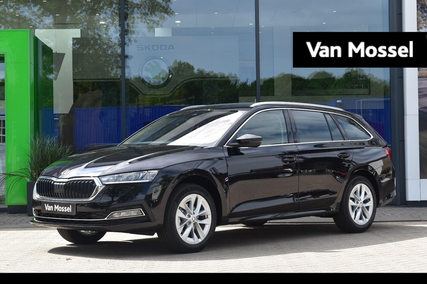 Skoda Octavia Combi - 1.0 TSI Business Edition Plus 110 PK | LED Koplampen | Navigatie | Climate Control | Adapt - AutoWereld.nl