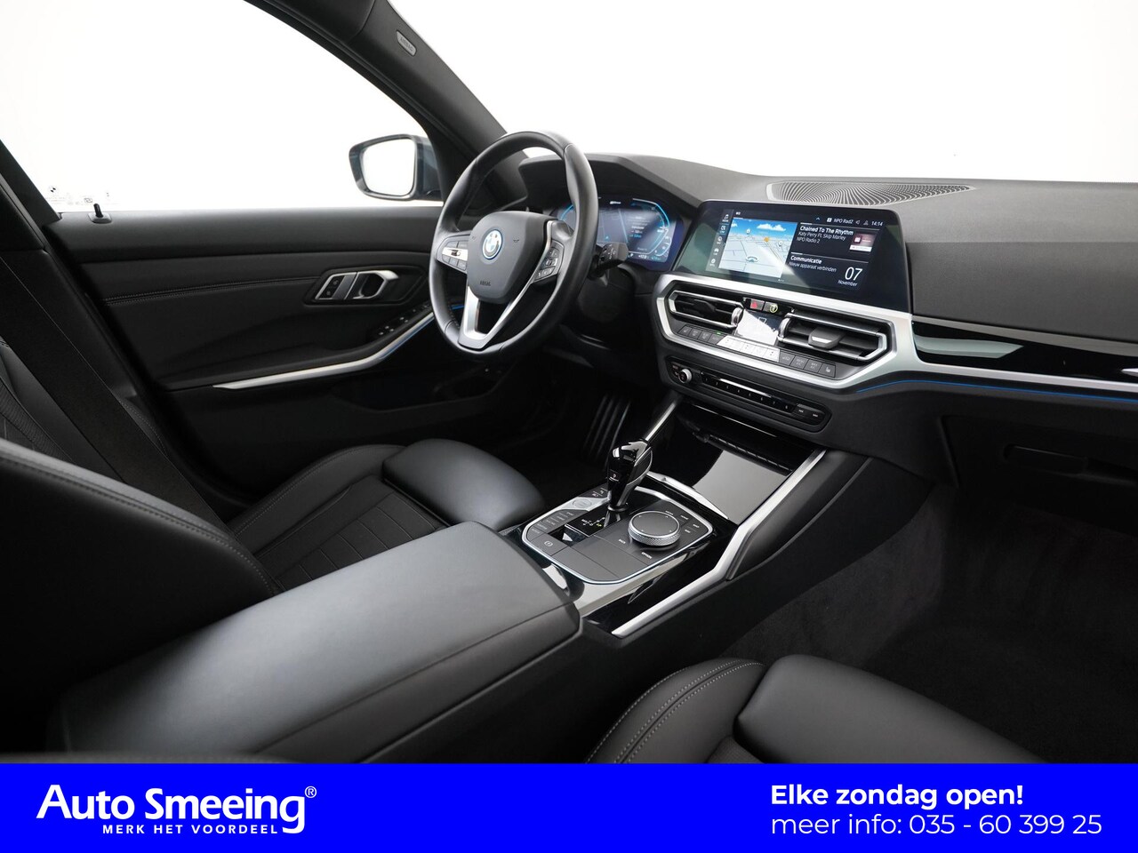 BMW 3-serie Touring - 320e xDrive Sport Line Shadow | Panoramadak | Adaptief M Sport Onderstel | Zondag Open! - AutoWereld.nl