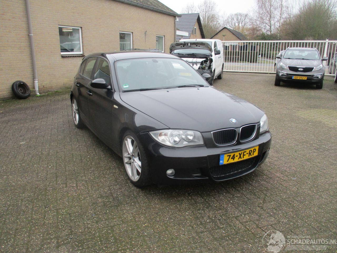 BMW 1-serie - 118i Business Line 118i Business Line - AutoWereld.nl