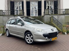 Peugeot 307 SW - 2.0-16V Pack Panoramadak Climate Cruis Ctr Pdc Trekhaak
