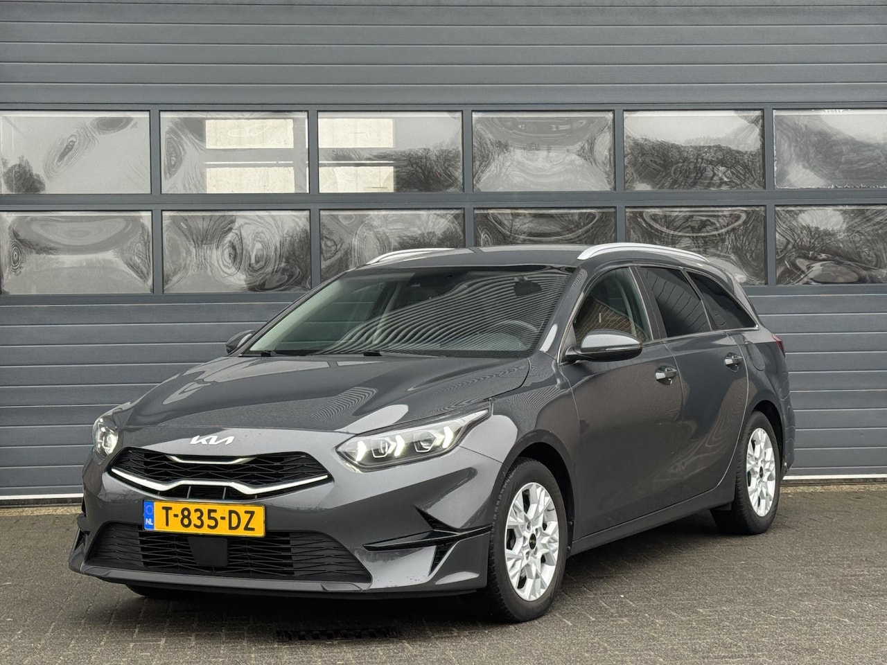 Kia Cee'd Sportswagon - Ceed 1.5 T-GDI DYNAMICPLUSLINE I AUTOMAAT I TREKHAAK I ADAPTIVE CRUISE CONTROL I P-CAMERA - AutoWereld.nl
