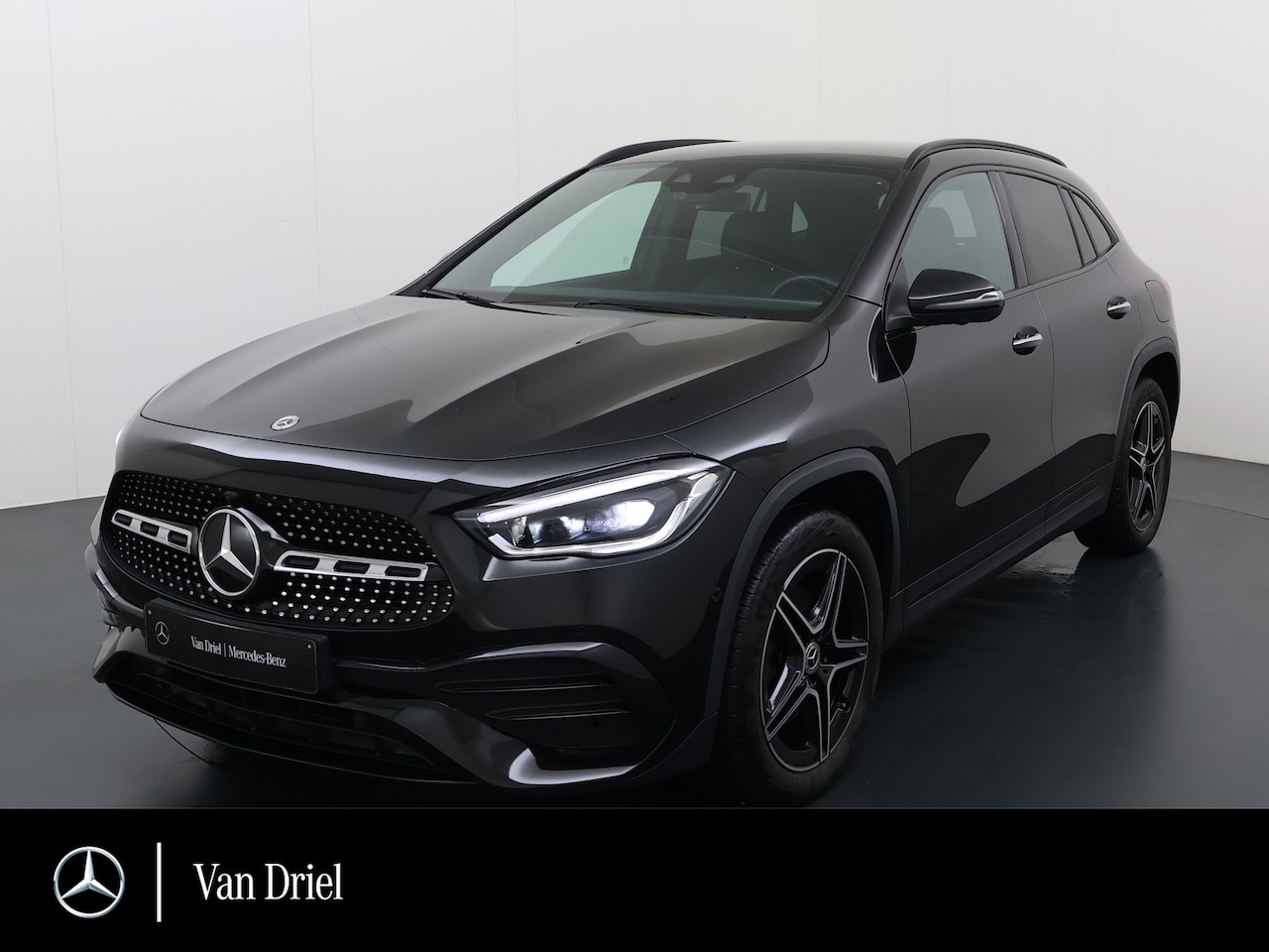 Mercedes-Benz GLA-Klasse - 250 e AMG Line | Trekhaak Multibeam Night Sfeer - AutoWereld.nl