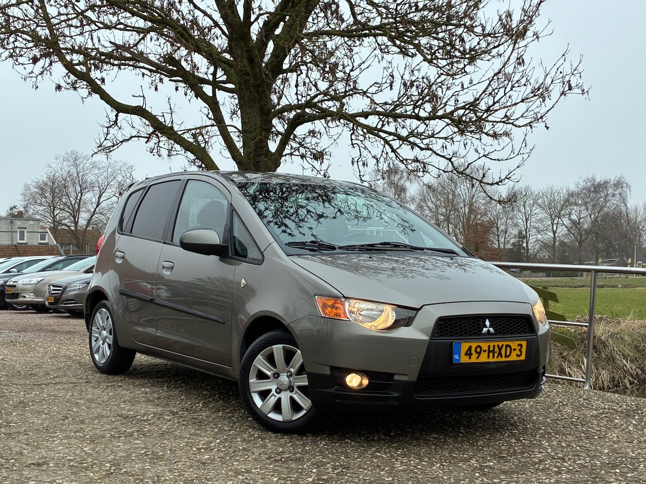 Mitsubishi Colt - 1.3 Intro Edition | Cruise + Airco nu € 2.975,-!!! - AutoWereld.nl
