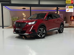Peugeot 2008 - Aut. Allure 360° Carbon 3D cockpit Navi Half leder Keyless Apple Carplay