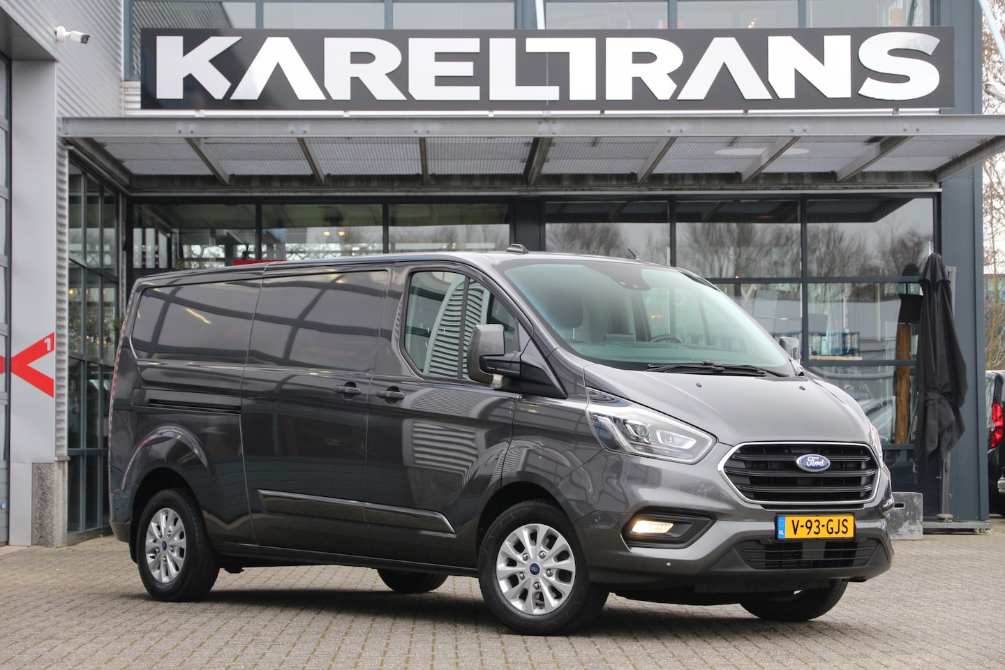 Ford Transit Custom - 2.0 TDCI 170 | Aut. | L2H1 | Orig. Navi | Cruise | Airco.. - AutoWereld.nl