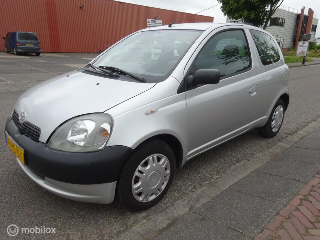Toyota Yaris - 1.0-16V VVT-i Terra 1.0-16V VVT-i Terra - AutoWereld.nl