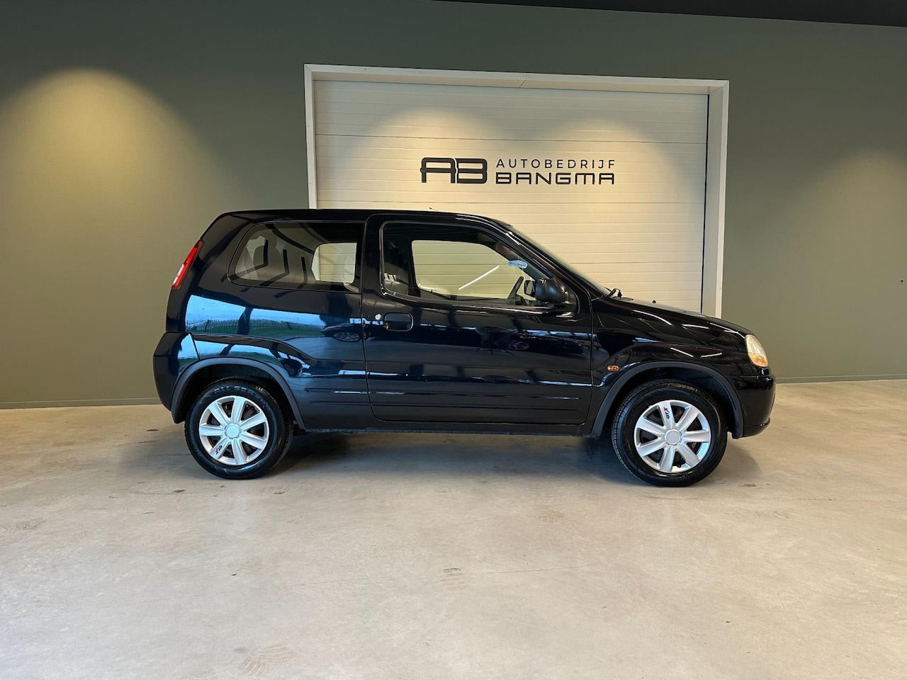 Suzuki Ignis - 1.3-16V 3-DEURS GL-uitv/AIRCONDITIONING/BLUETOOTH/PARKEERSENSOREN/STUURBEKRACHTIGING/HOGER - AutoWereld.nl