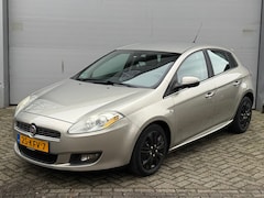 Fiat Bravo - 1.4 T-Jet Emotion l Climate l Navi l Cruise l rijdt en schakelt