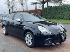 Alfa Romeo Giulietta - 1.4T Progression *Black|LMV