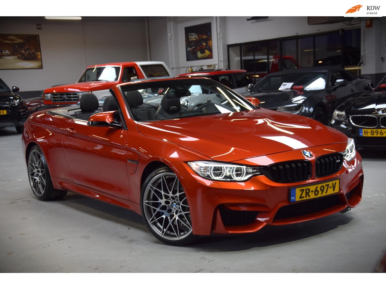 BMW 4-serie Cabrio - M4 Competition Leder|Navi|450pk!!|SAKHIR ORANGE|Airscarf|Dealer onderhouden|Head-Up Displa - AutoWereld.nl