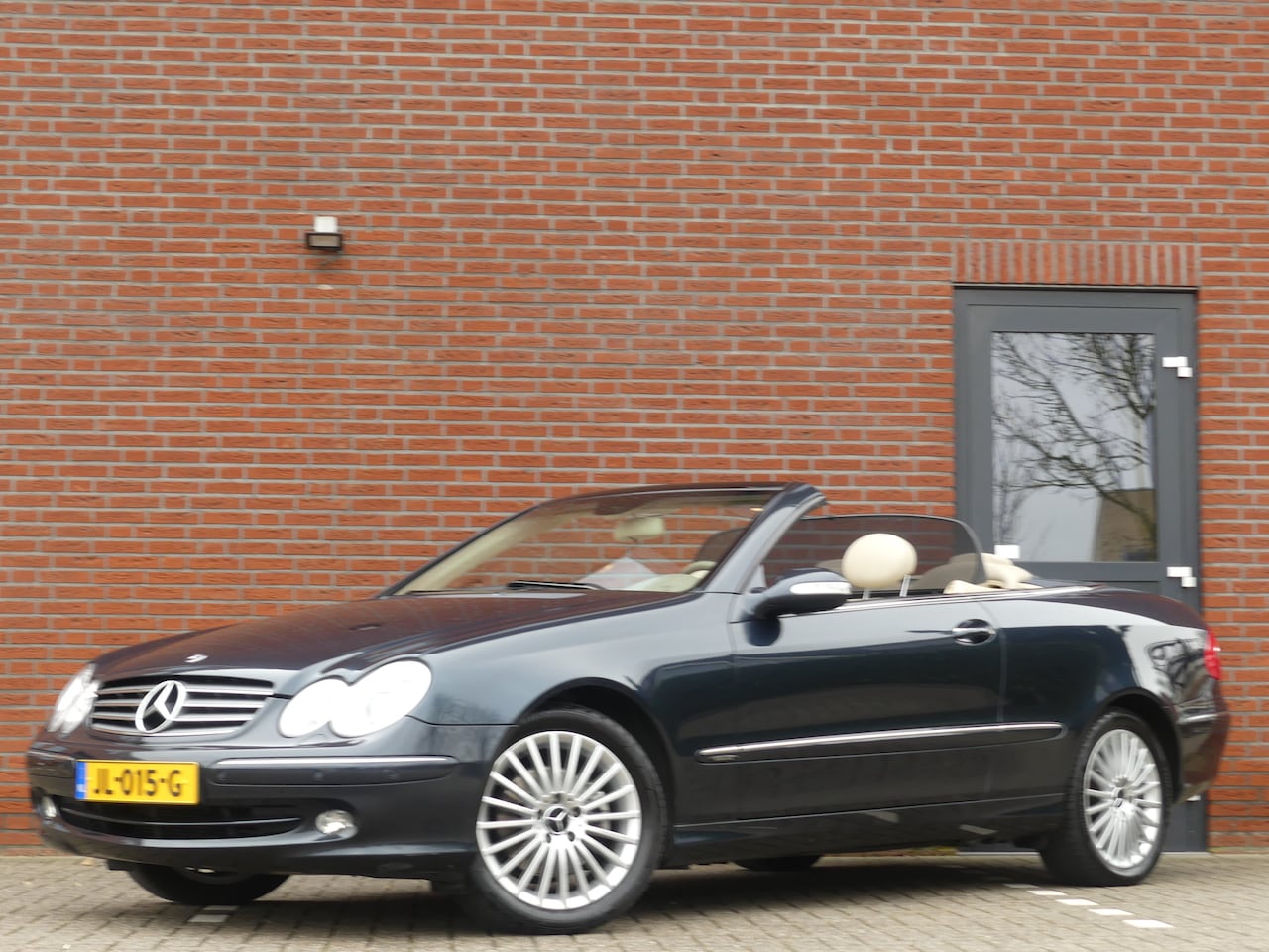 Mercedes-Benz CLK-klasse Cabrio - 320 Elegance / Slechts 55000km! / Dealer onderhouden - AutoWereld.nl