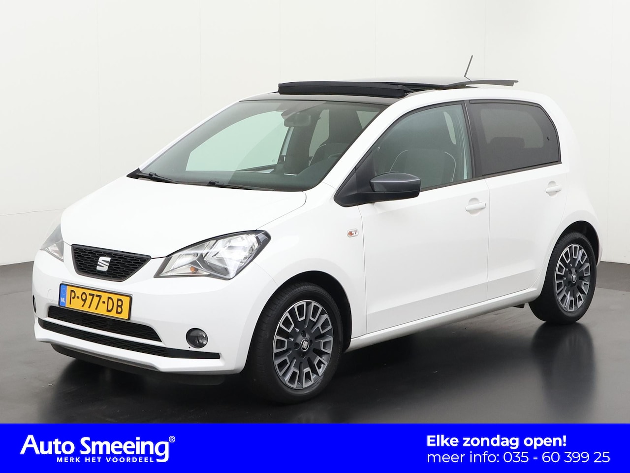 SEAT Mii - 1.0 Style | Schuifdak | Stoelverwarming | Parkeersensor | Zondag Open! - AutoWereld.nl