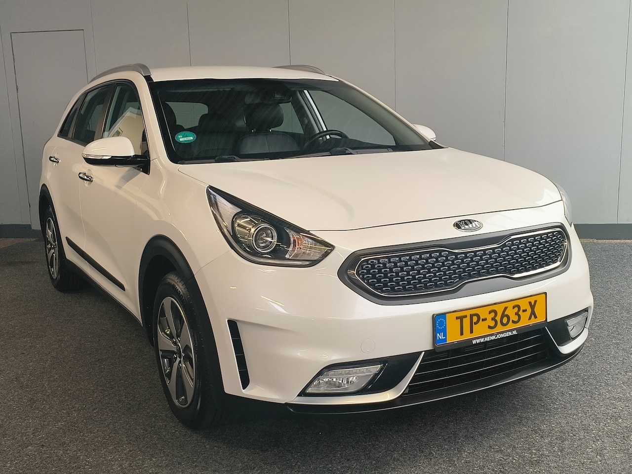 Kia Niro - 1.6 GDi Hybrid DynamicLine Rijklaar + 12 maanden Bovag-garantie Henk Jongen Auto's in Helm - AutoWereld.nl