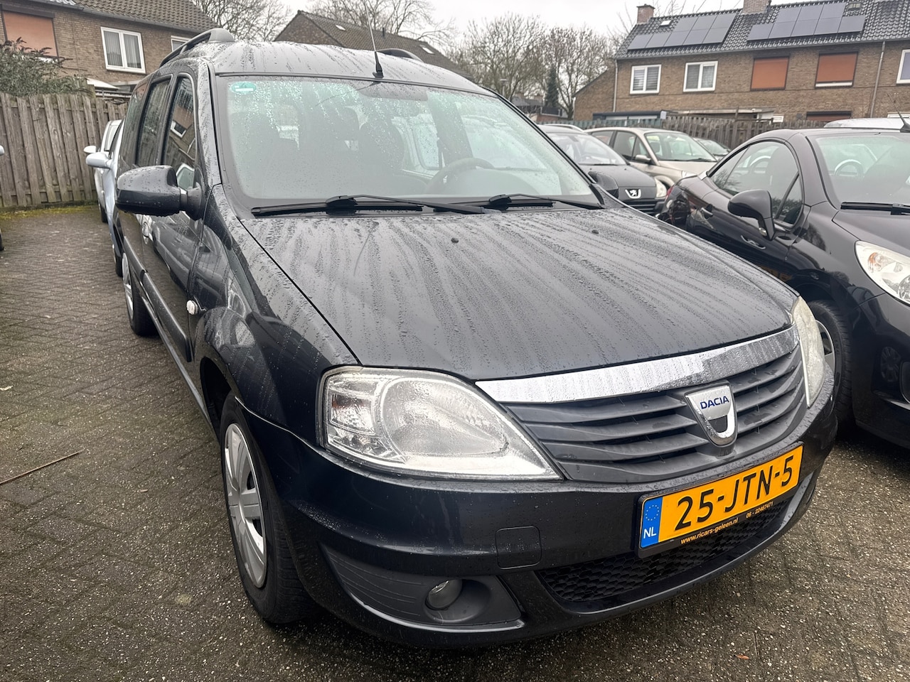 Dacia Logan MCV - 1.6 Lauréate 1.6 Lauréate - AutoWereld.nl