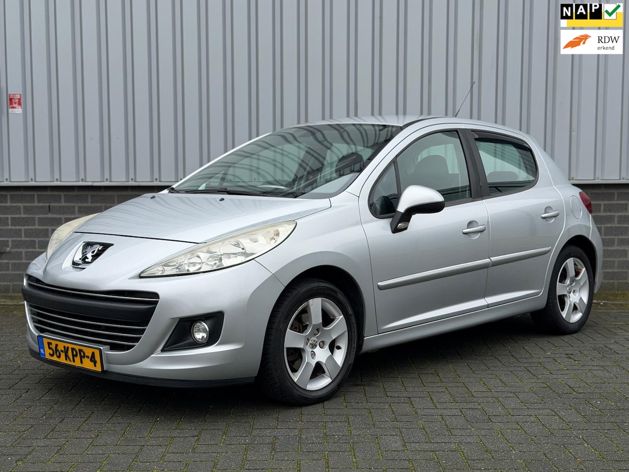 Peugeot 207 - 1.6 VTi Première |Navi|Airco|5 Deurs|CuirseCtrl|Trekhaak - AutoWereld.nl